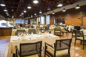 Desayuno bufé gratuito y diario