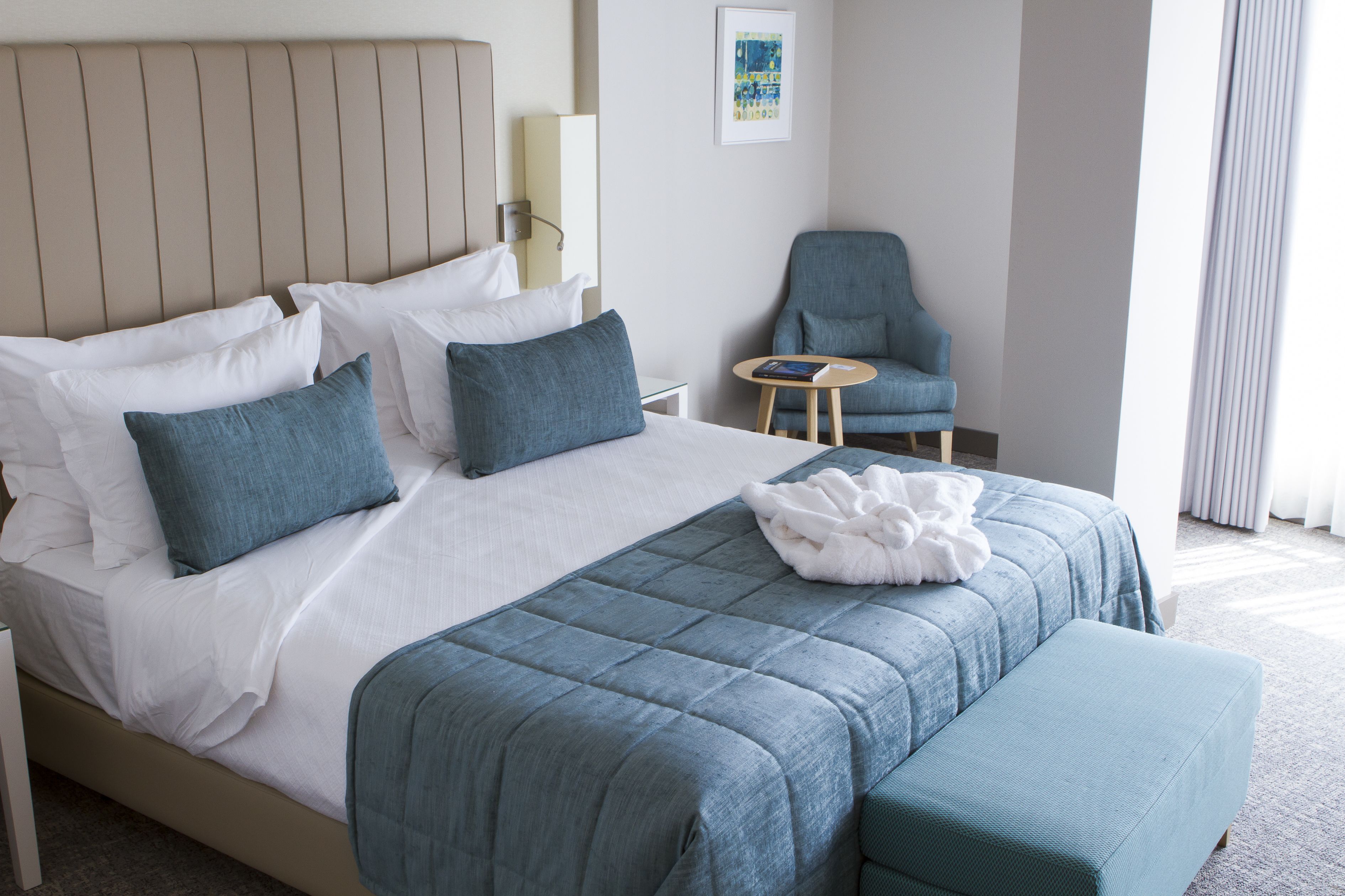 junior suite double | 1 bedroom, minibar, in-room safe, desk