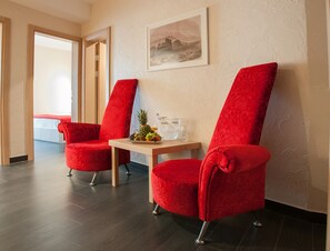 Superior Suite | Living area | TV - Astoria Hotel Budva - Montenegro (Budva)