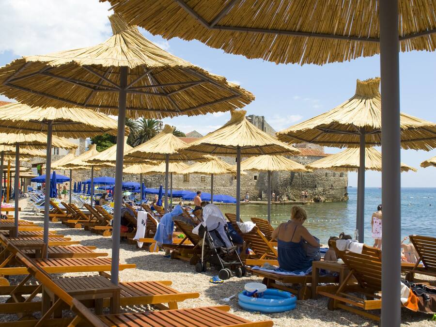 Private beach, sun loungers, beach umbrellas, beach towels