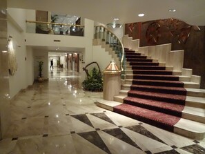 Interior - Hotel Kohinoor Continental, Airport - Newly Renovated (Mumbai)
