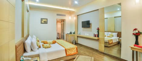 1 bedroom, minibar, in-room safe, desk