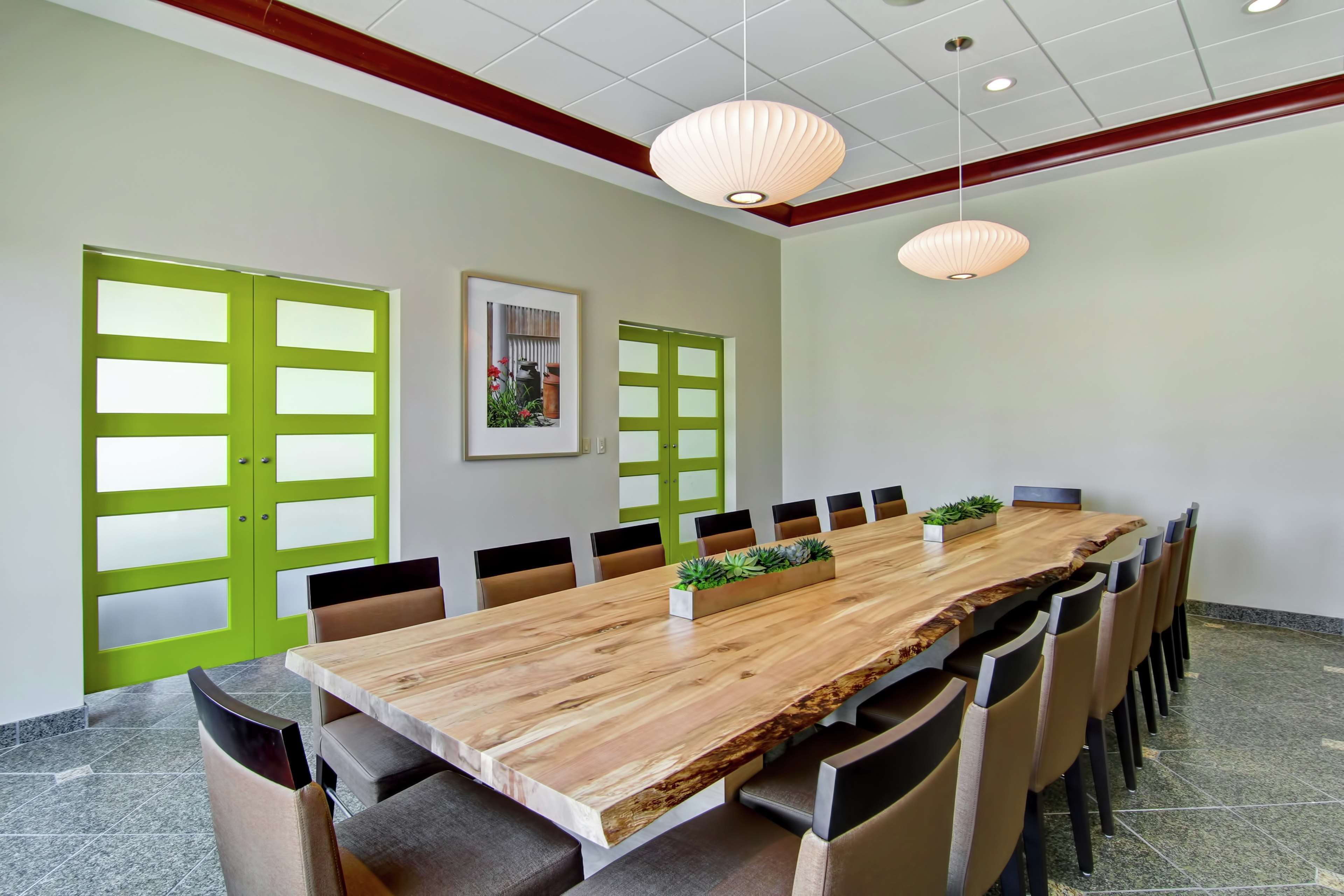 Foto - Hilton Garden Inn Ottawa Airport