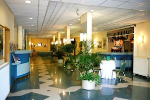 Lobby - Hotel Bara Junior (Budapest)