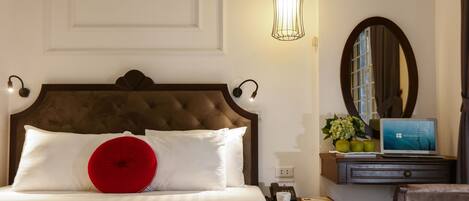 Premium bedding, minibar, in-room safe, desk