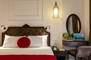 Superior Double Room - 4 hours Day Use only - Hanoi La Vision Hotel (Hanoi)