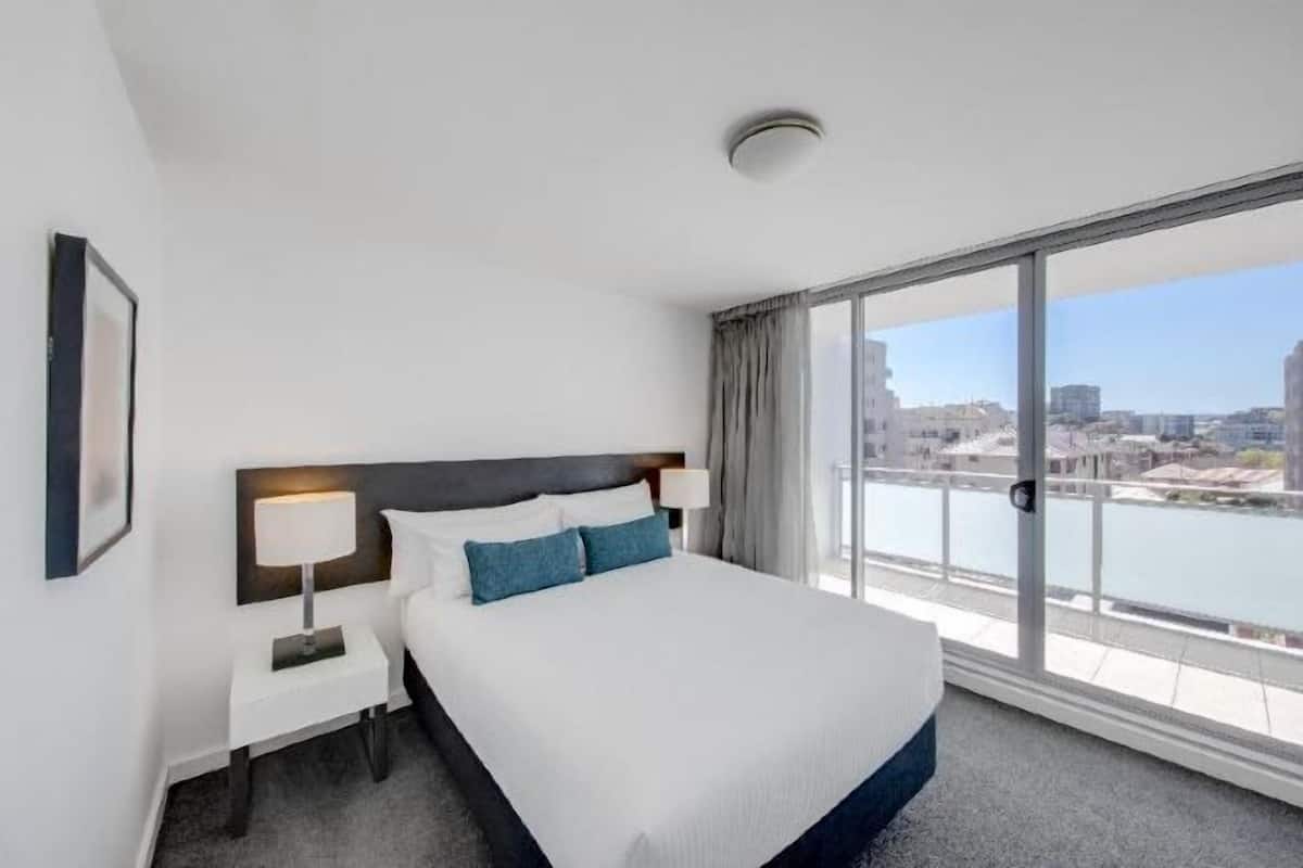 1 bedroom, minibar, in-room safe, desk