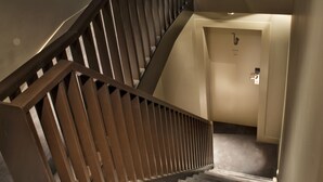 Uklassifisert bilde, 3 av 41, knapp