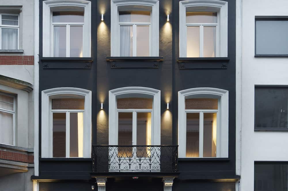 Neufchatel Belgian Hotel