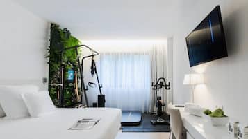 Fitness Room | 羽絨被、迷你吧、客房內保險箱、書桌