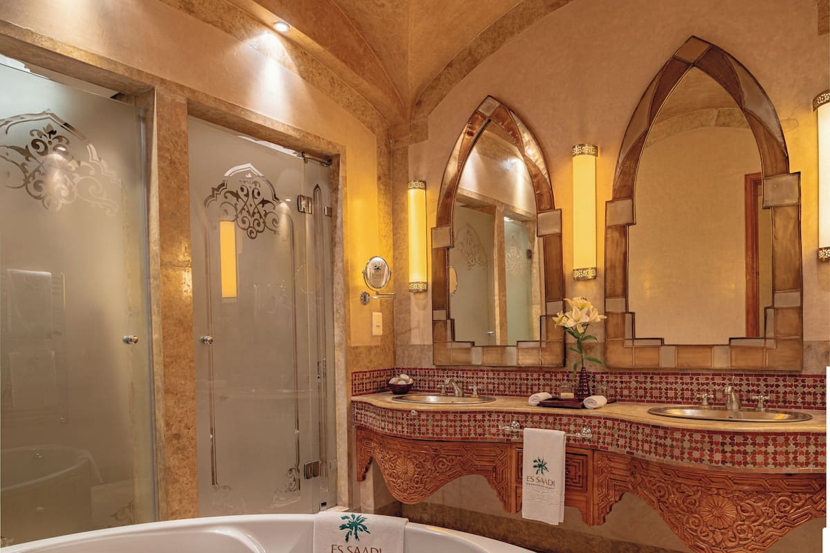 separate bathtub and shower, free toiletries, hair dryer, bathrobes