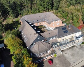 Front of property - Hotel & Restaurant Zum Jägerheim (Wendeburg)