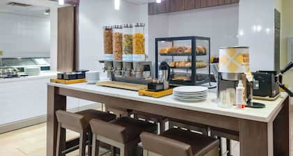 Hilton Garden Inn Roanoke Rapids