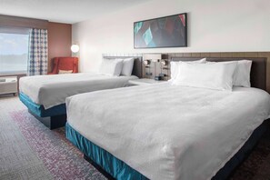 Premium bedding, in-room safe, desk, iron/ironing board - Hilton Garden Inn Roanoke Rapids (Roanoke Rapids)