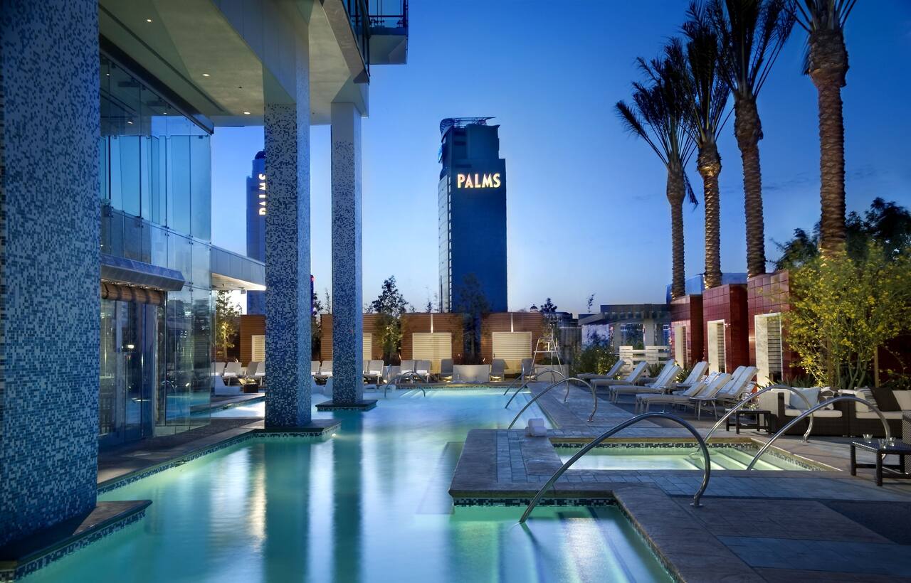 Palms Place
