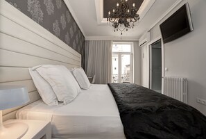 Standard Double Room, City View | Free WiFi, bed sheets