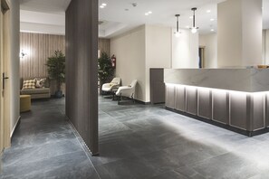 Reception - El Aguila Hotel (Utebo)