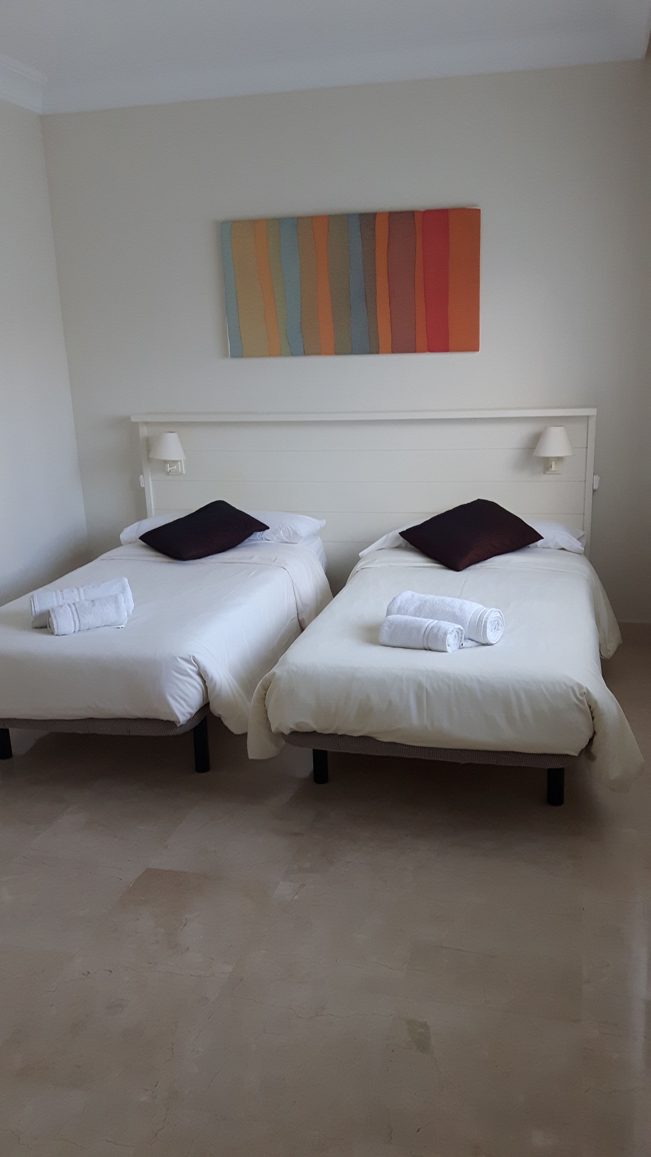 Duplex, 3 quartos | Roupas de cama premium, edredons de pluma, ferros/tábuas de passar roupa