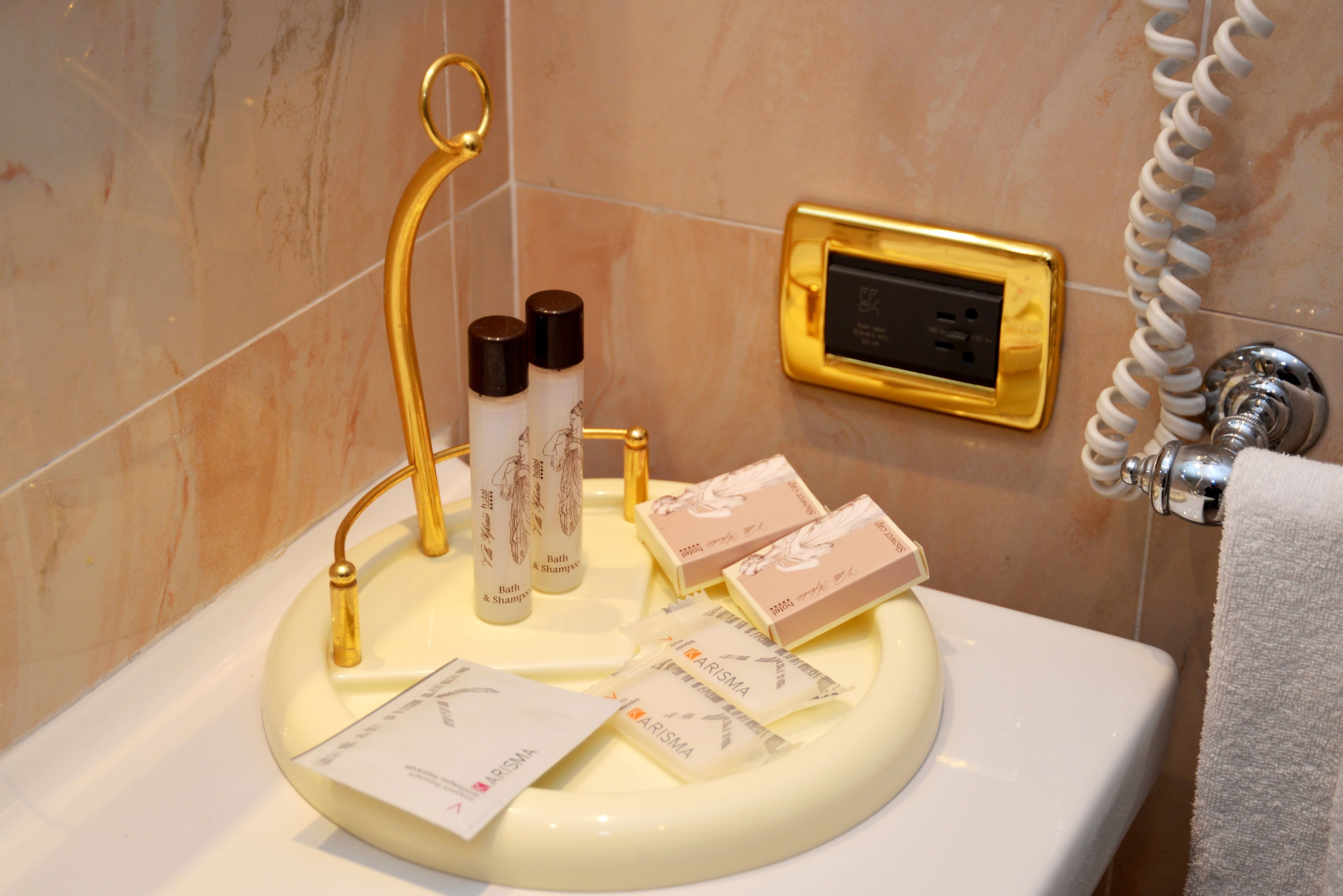 Bathroom amenities