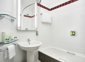 Bañera con ducha, secador de pelo