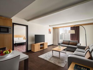 公寓, 1 间卧室 | 高档床上用品、客房内保险箱、特色家居、办公桌