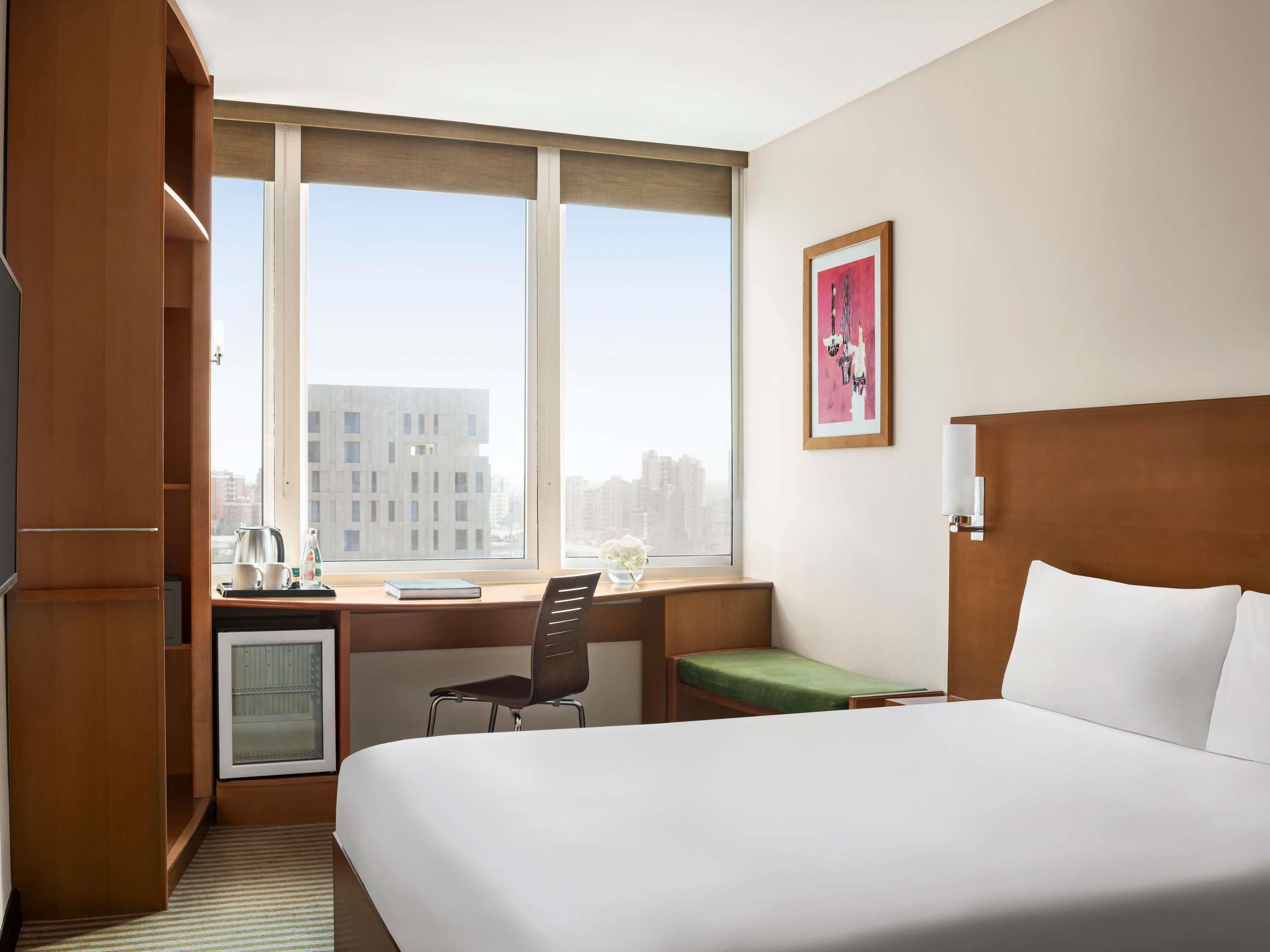 Chambre Double, 1 lit double | Literie de qualité supérieure, coffres-forts dans les chambres
