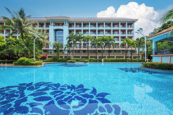 Indoor pool, outdoor pool, open 6:00 AM to 11:00 PM, free pool cabanas