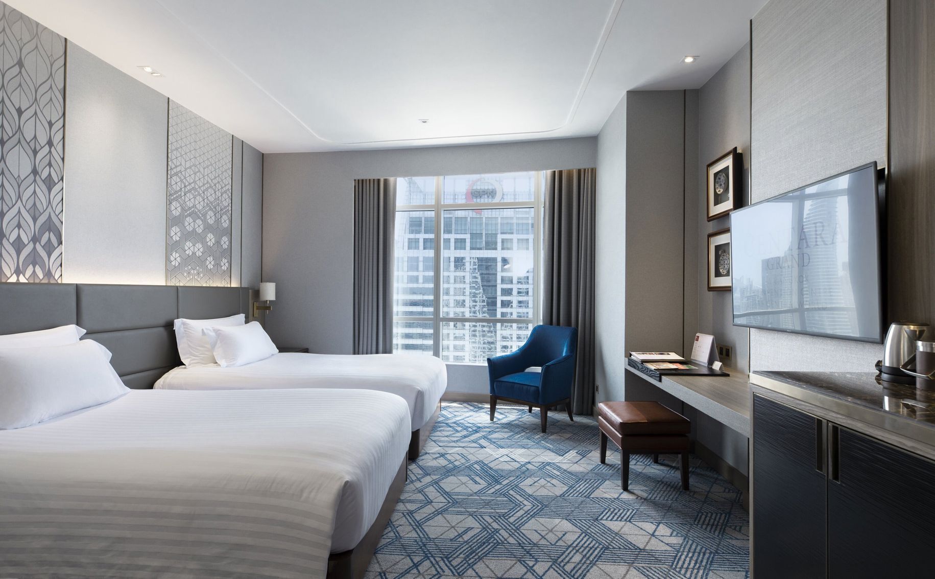 Premium bedding, minibar, in-room safe, desk