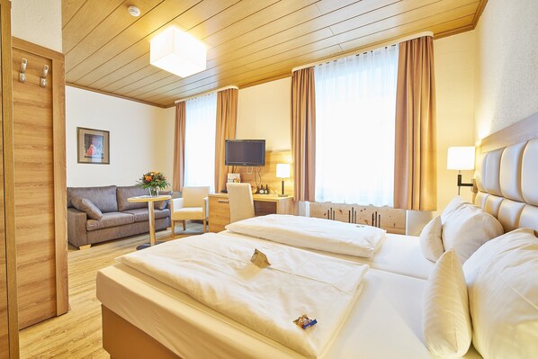 Minibar, in-room safe, desk, soundproofing