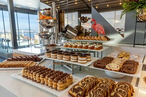 Daily buffet breakfast for a fee - Amiral Palace Hotel Boutique Class (Istanbul)