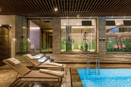 Amiral Palace Hotel Boutique Class - Image 1