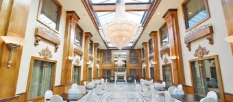Woodbine Hotel and Suites
