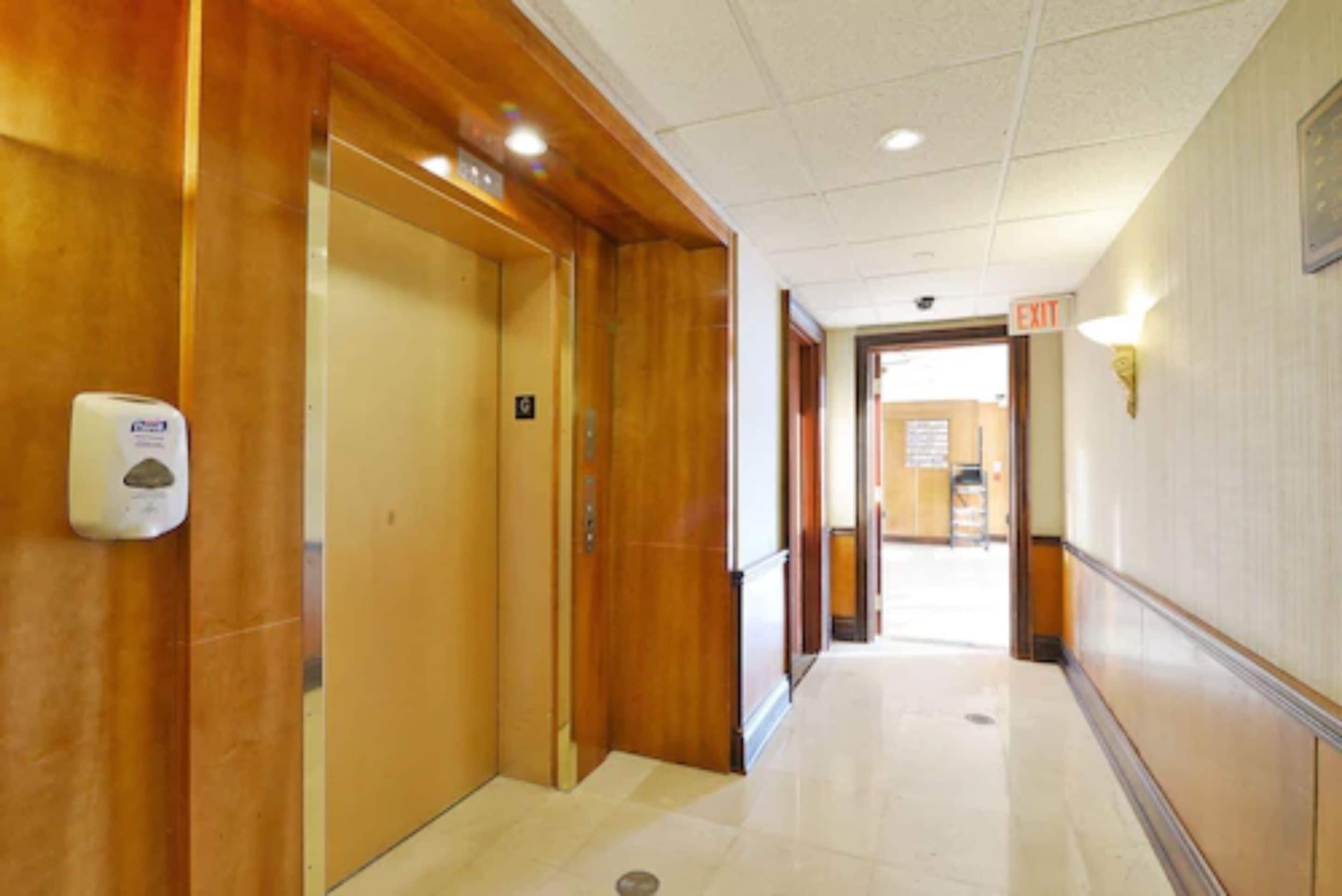 Foto - Woodbine Hotel and Suites