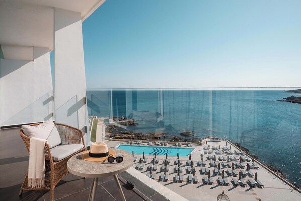 Royal-sviitti | Ilmaiset minibaarituotteet, tallelokero huoneessa, pimennysverhot