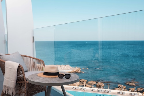 Eden Roc Resort Hotel