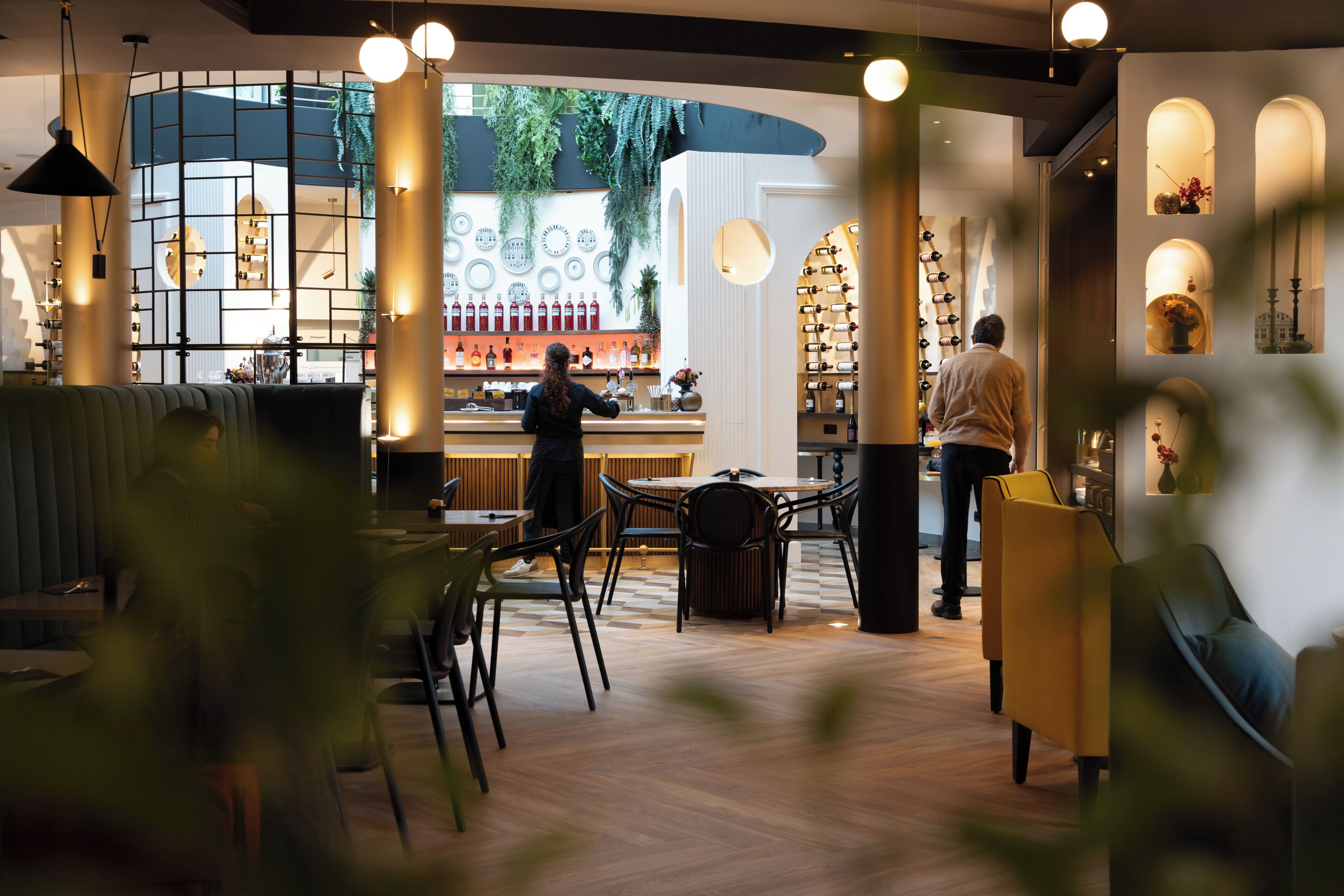 Free daily continental breakfast