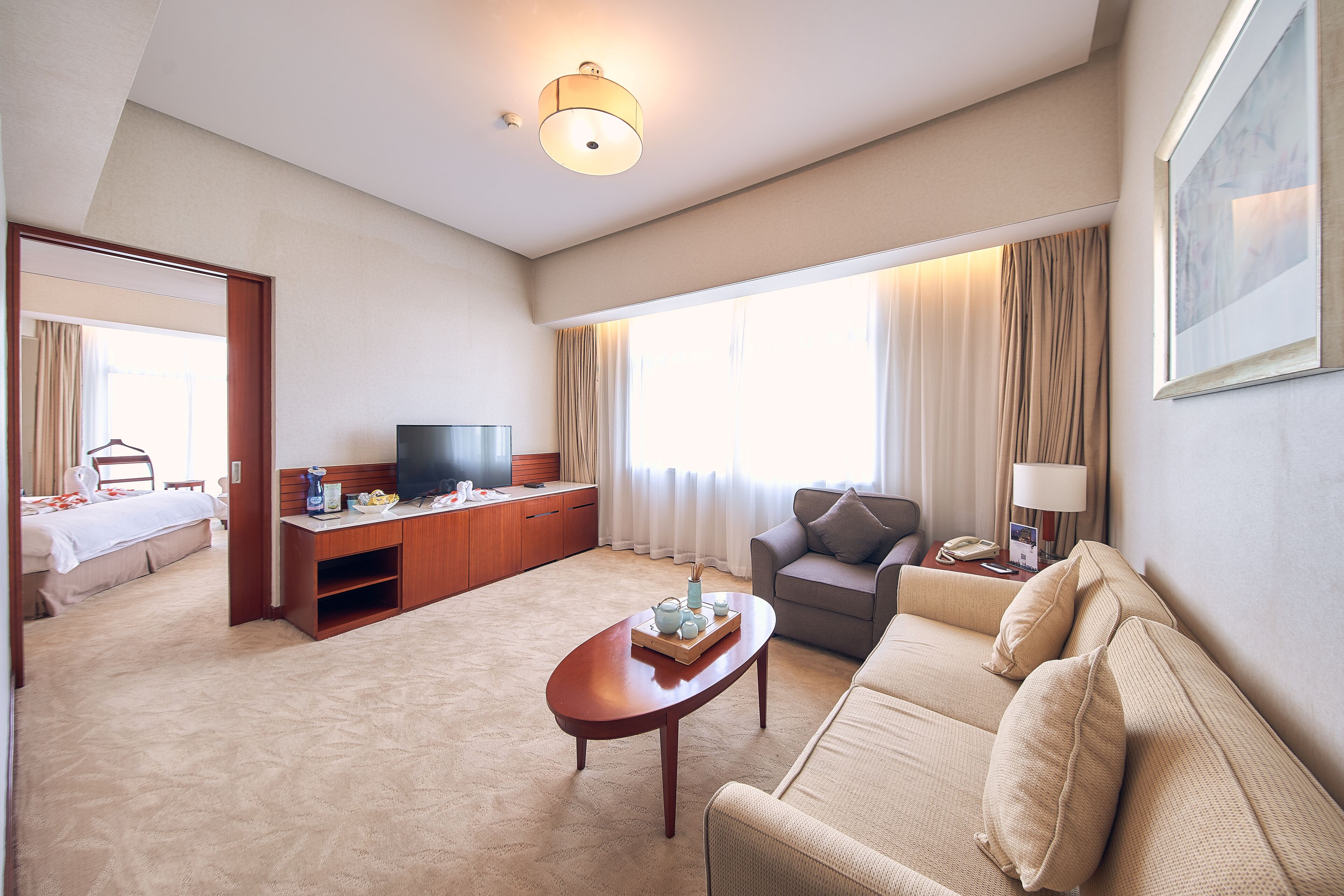 1 bedroom, minibar, in-room safe, desk