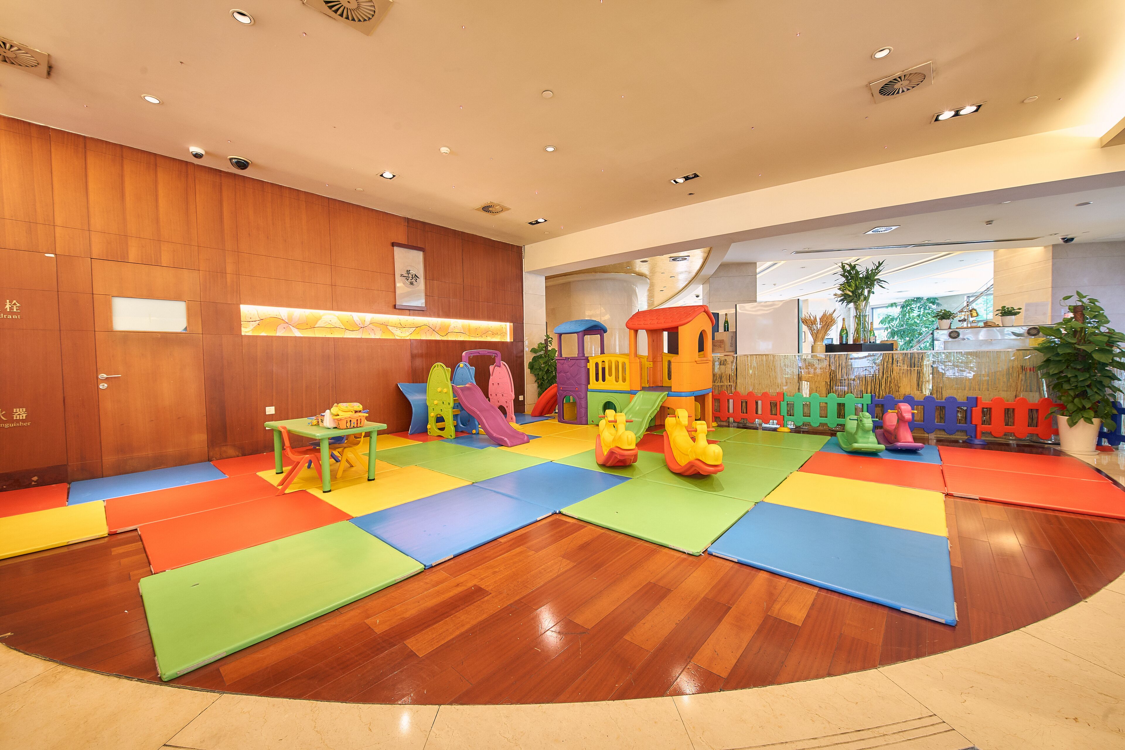 children’s play area – indoor