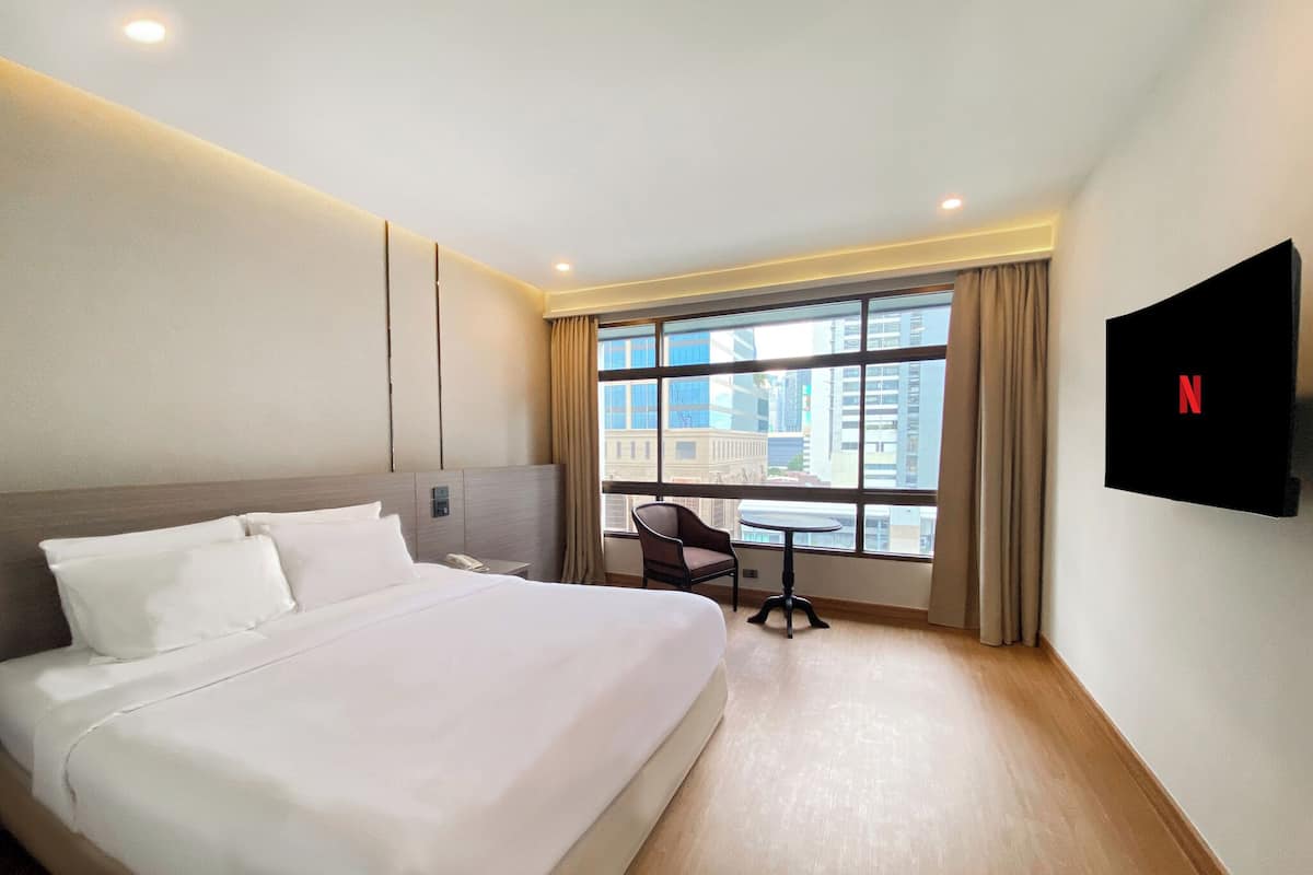 1 bedroom, minibar, in-room safe, desk