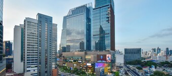 Pinnacle Lumpini Park Hotel