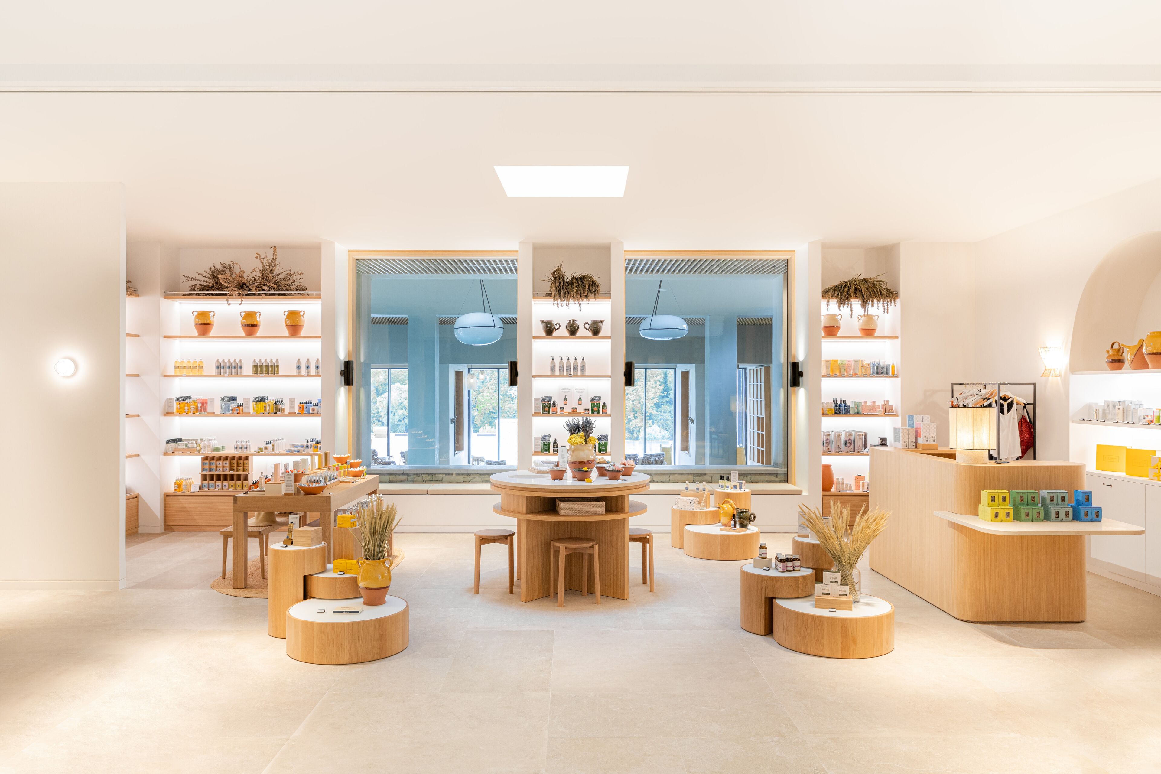 couples treatment room(s), body treatments, body scrubs, facials