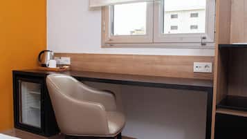 Minibar, in-room safe, individually furnished, desk