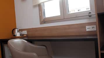 Standard Room | Living area | TV