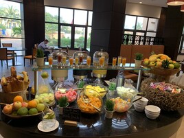 Daily buffet breakfast (USD 21 per person)