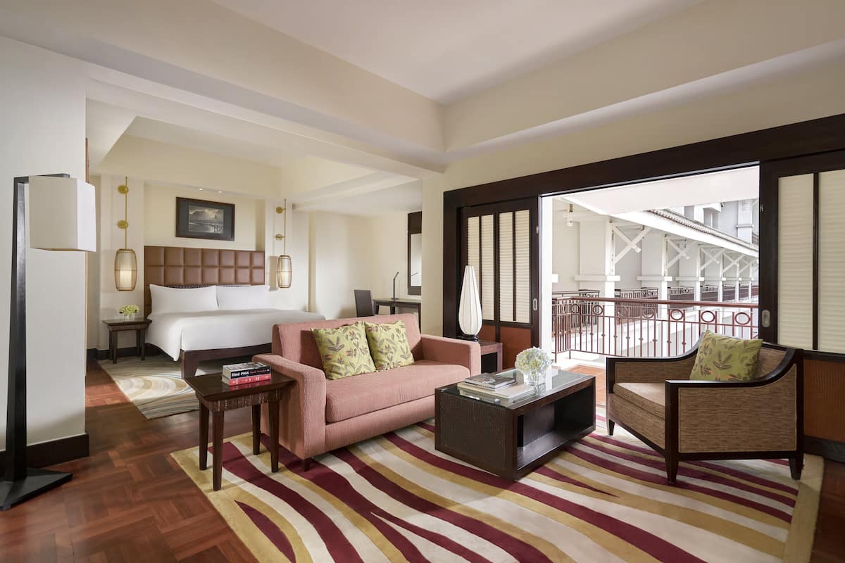 Suite, 1 Bedroom, City View | Room amenity