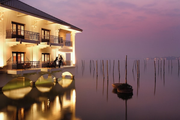 Classic Room, 1 King Bed, Lake View, Overwater | Lake view - InterContinental Hanoi Westlake by IHG (Hanoi)
