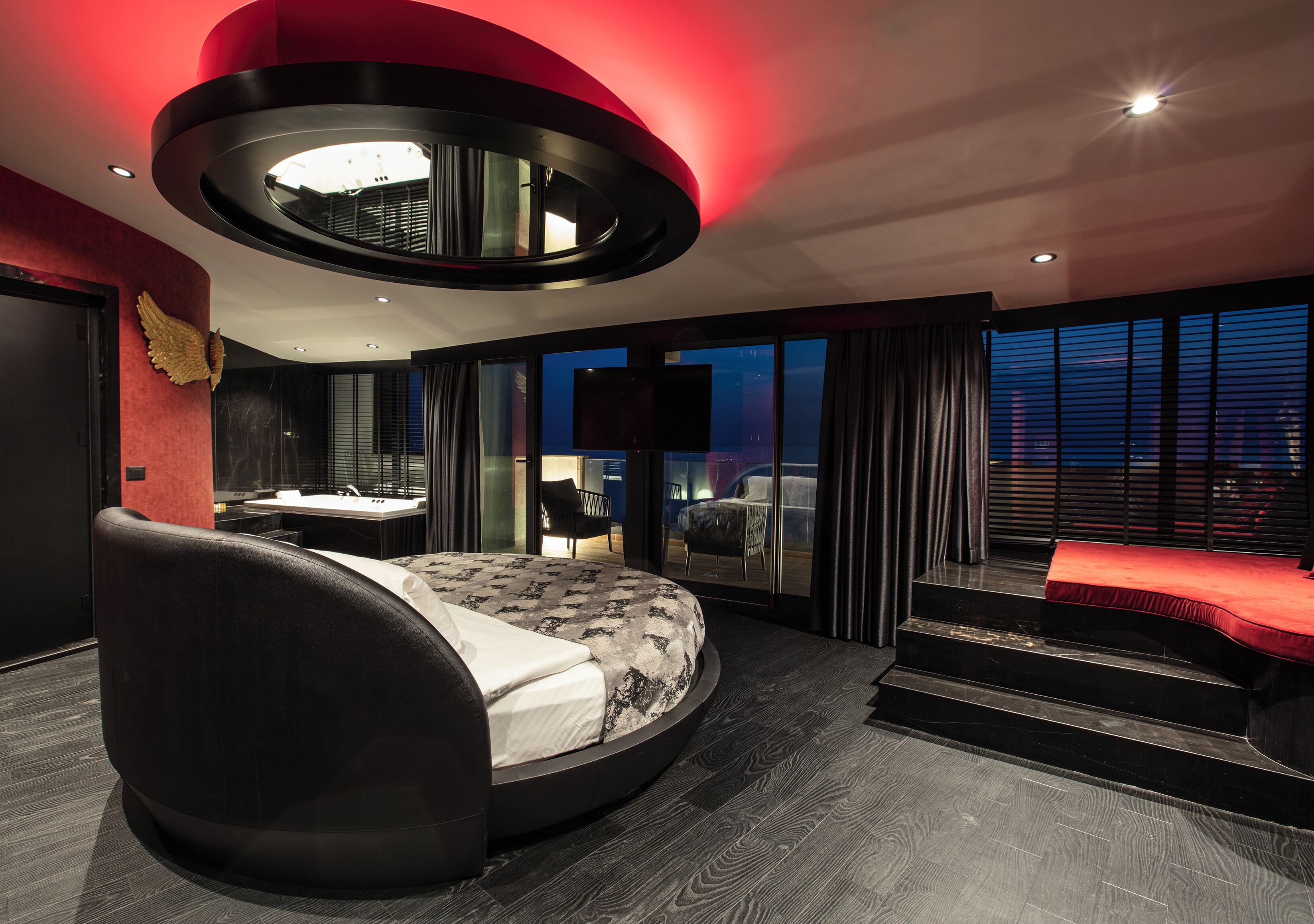 Honeymoon Room, 1 King Bed, Sea View