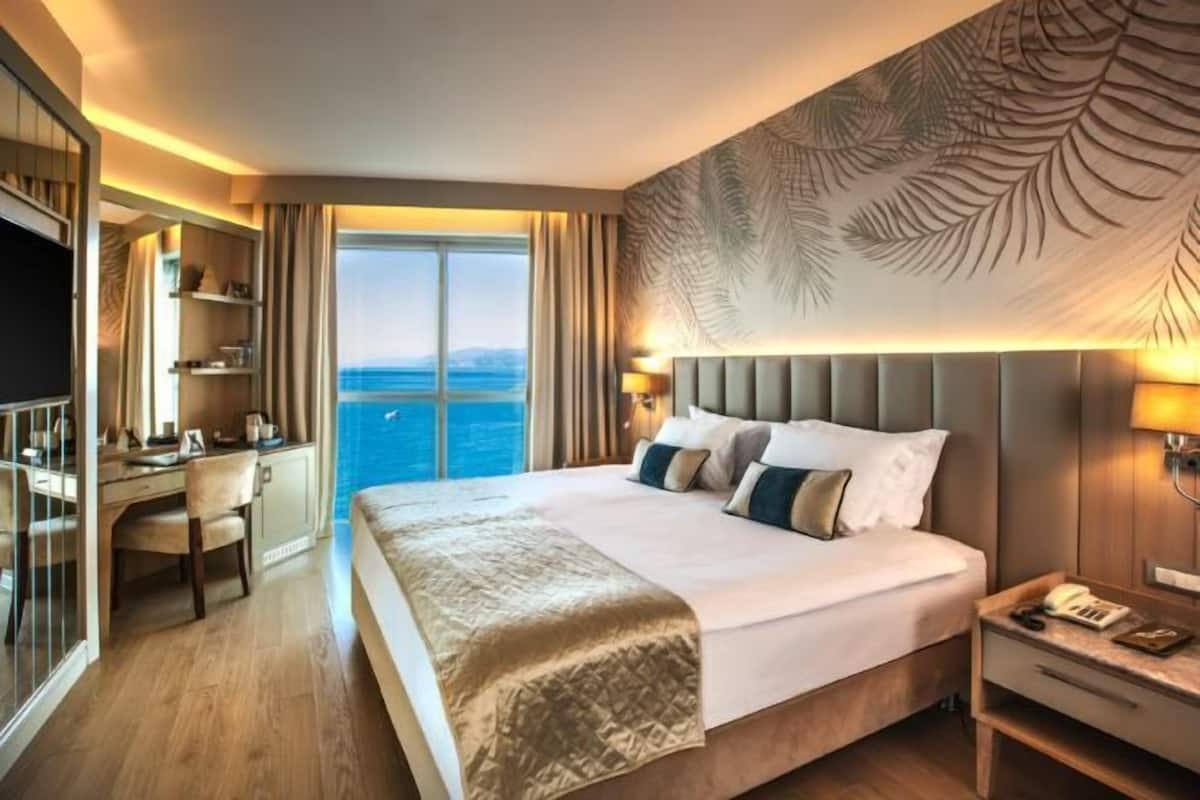 Ropa de cama de alta calidad y minibar