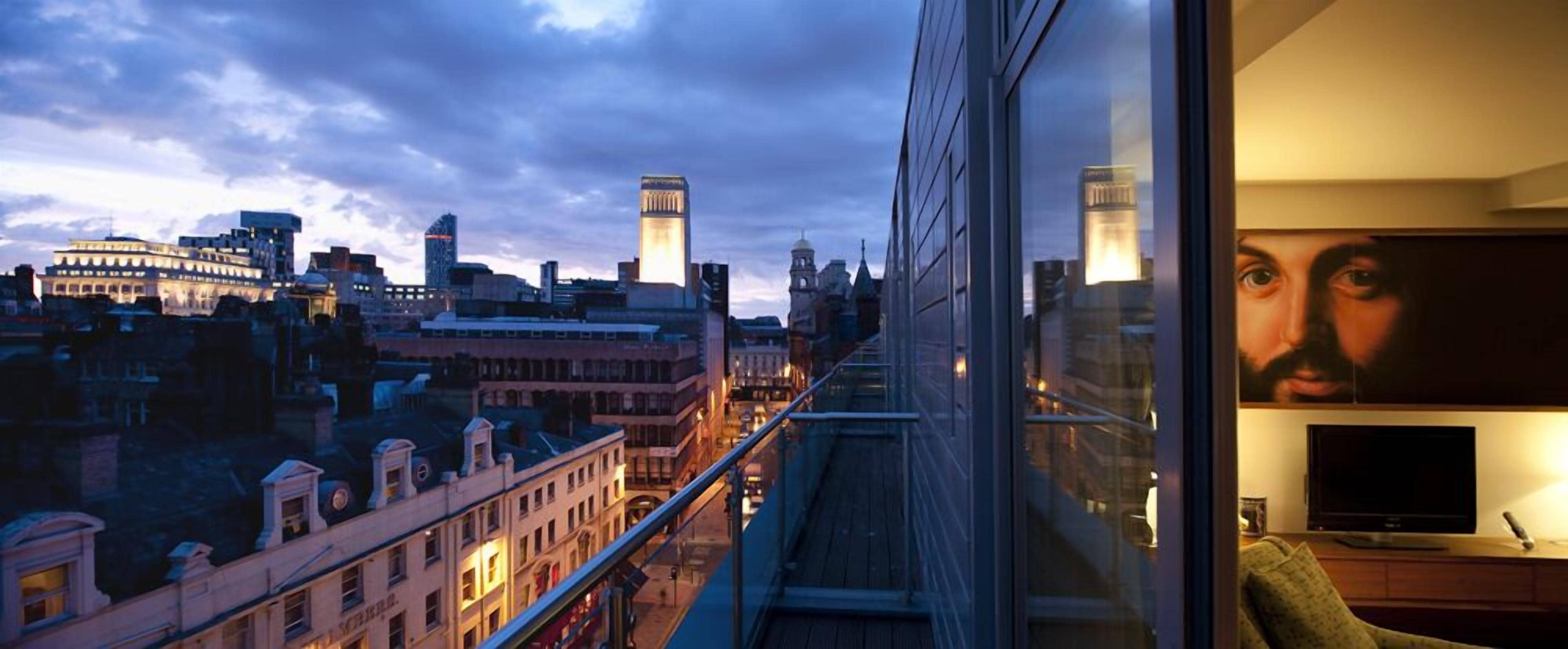 in-room safe, desk, laptop workspace, iron/ironing board