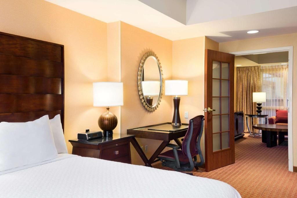1 bedroom, premium bedding, in-room safe, desk